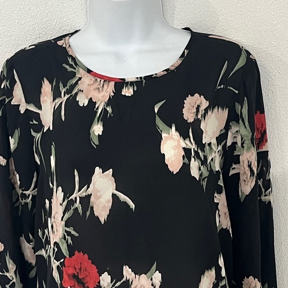 Vince Camuto Blouse Size Small - Picture 3 of 7